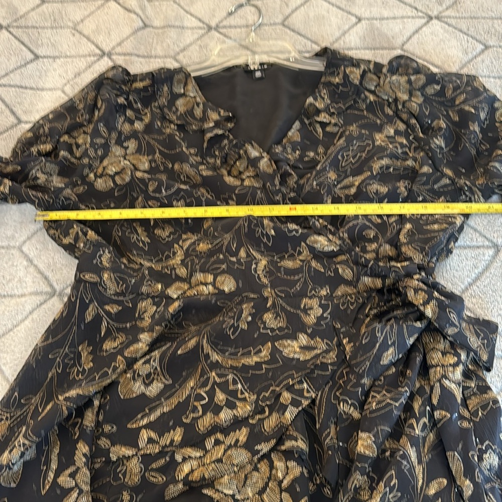 Torrid Layered Tie Front Wrap Hi-Low Tunic - Size 00 - Picture 12 of 15
